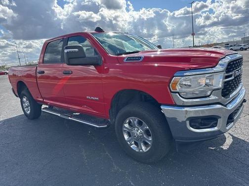 2024 RAM 2500 Big Horn Crew Cab 4x4 6'4' Box