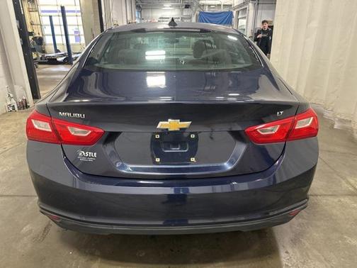 2017 Chevrolet Malibu 1LT