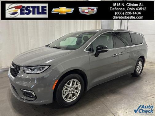 2025 Chrysler Pacifica L