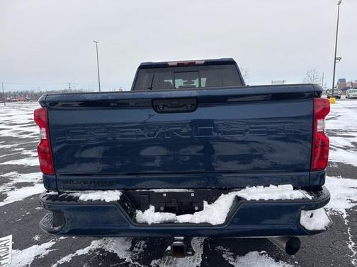 2023 Chevrolet Silverado 3500 LT