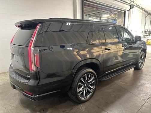 2021 Cadillac Escalade ESV Sport
