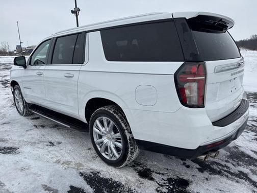 2024 Chevrolet Suburban 4WD High Country