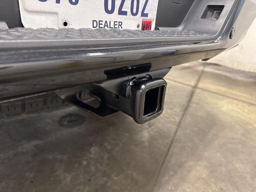 Sterling Gray Metallic 2024 Chevrolet Colorado Trail Boss
