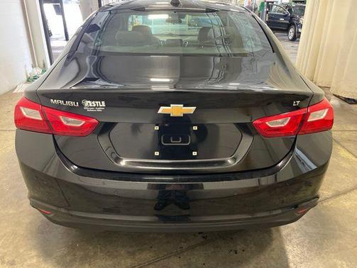 Mosaic Black Metallic 2024 Chevrolet Malibu FWD 1LT