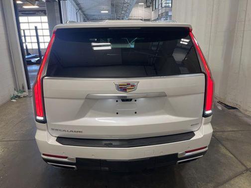 Crystal White Tricoat 2025 Cadillac Escalade Premium Luxury