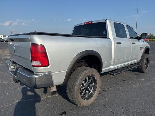2018 RAM 3500 Tradesman Crew Cab 4x4 6'4' Box