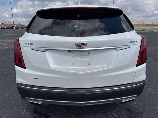 Crystal White Tricoat 2023 Cadillac XT5 Premium Luxury