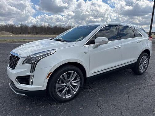 Crystal White Tricoat 2023 Cadillac XT5 Premium Luxury