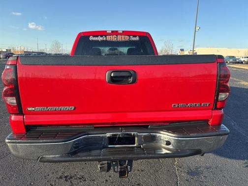 2005 Chevrolet Silverado 2500 LS H/D Crew Cab