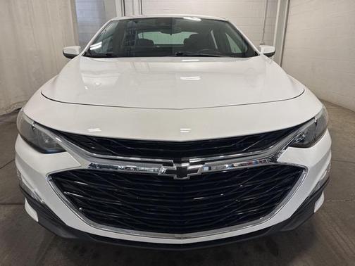 2024 Chevrolet Malibu FWD RS