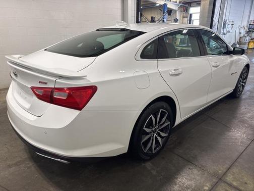 2024 Chevrolet Malibu FWD RS