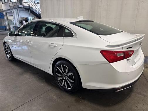 2024 Chevrolet Malibu FWD RS