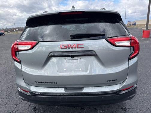 Sterling Metallic 2023 GMC Terrain SLE