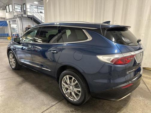 2022 Buick Enclave AWD Essence