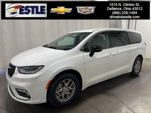 2025 Chrysler Pacifica L