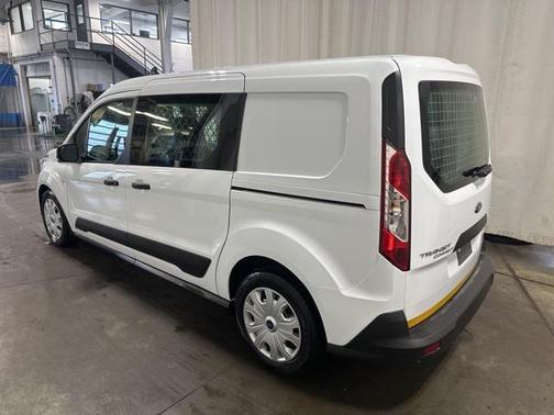 2022 Ford Transit Connect XLT w/Rear Liftgate
