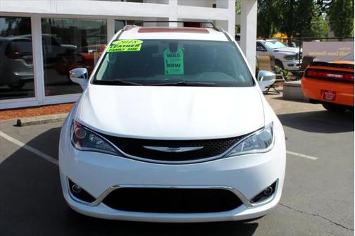 2018 Chrysler Pacifica Limited