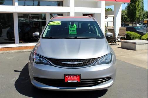 2020 Chrysler Voyager LXI