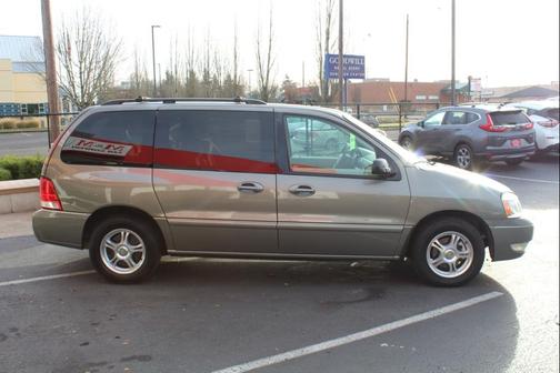 2005 Ford Freestar SEL