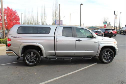 2015 Toyota Tundra SR5