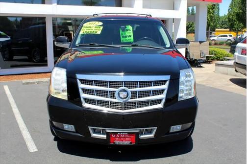2012 Cadillac Escalade Platinum Edition