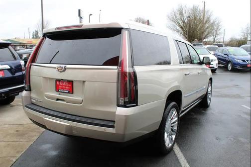 2016 Cadillac Escalade ESV Platinum