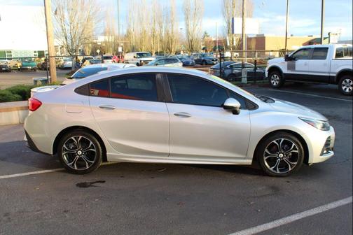 2019 Chevrolet Cruze LT