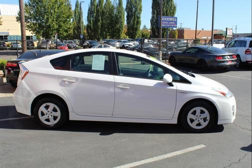 2010 Toyota Prius V