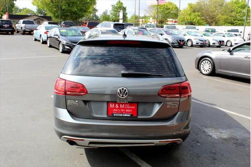 2017 Volkswagen Golf Alltrack TSI SEL