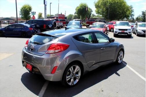 2013 Hyundai Veloster Base