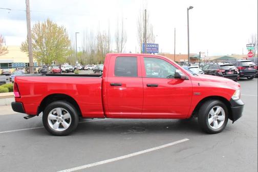 Flame Red Clearcoat 2019 RAM 1500 Tradesman