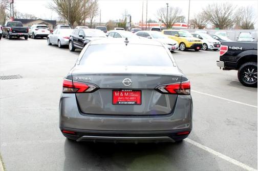2021 Nissan Versa 1.6 SV