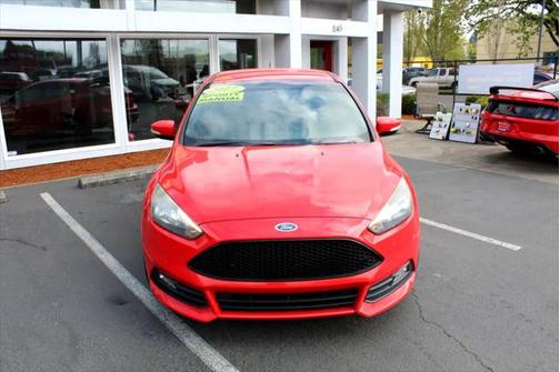 2017 Ford Focus ST ST
