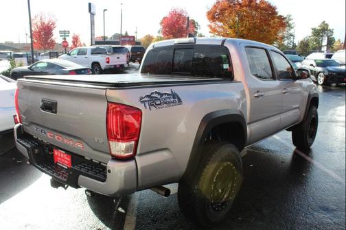 2017 Toyota Tacoma SR5