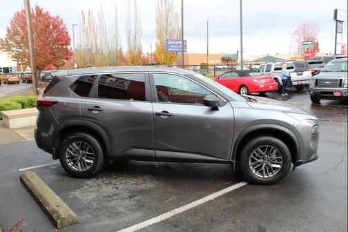 2021 Nissan Rogue S