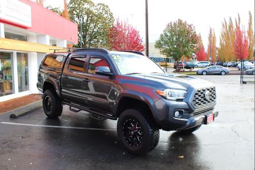 2020 Toyota Tacoma TRD Sport