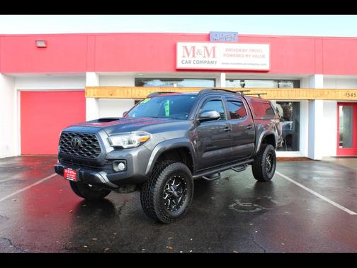 2020 Toyota Tacoma TRD Sport