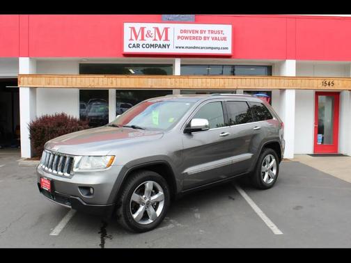 Gray 2013 Jeep Grand Cherokee Overland