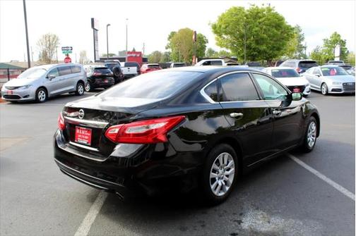 2016 Nissan Altima 2.5 SR