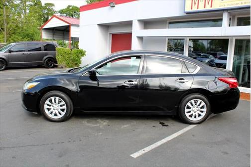 2016 Nissan Altima 2.5 SR