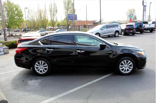 2016 Nissan Altima 2.5 SR