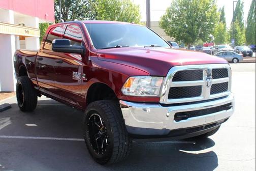 Delmonico Red Pearlcoat 2018 RAM 2500 Tradesman Crew Cab 4x4 6'4' Box