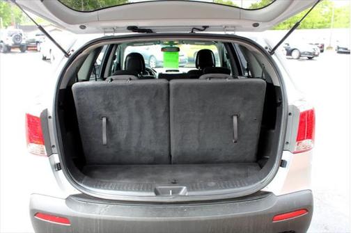 2011 Kia Sorento LX