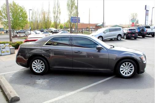 2014 Chrysler 300 S