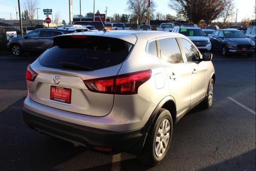2018 Nissan Rogue Sport S