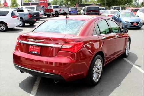 2012 Chrysler 200 Limited
