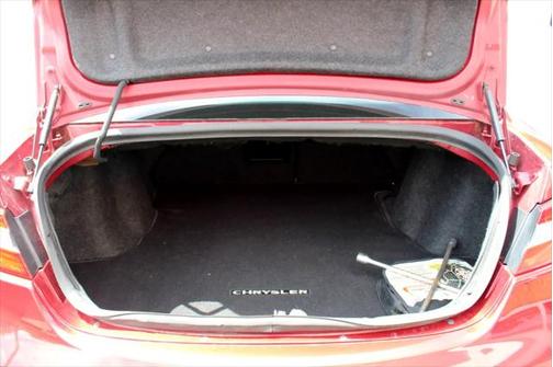 2012 Chrysler 200 Limited