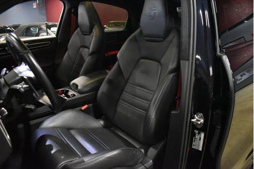 2021 Porsche Cayenne GTS