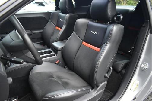 2008 Dodge Challenger SRT8