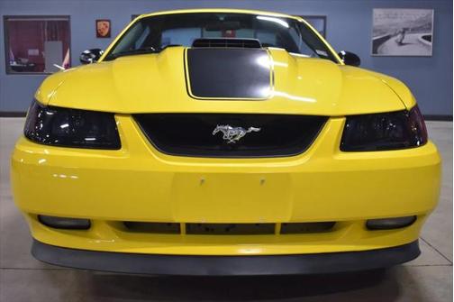 2004 Ford Mustang Mach I